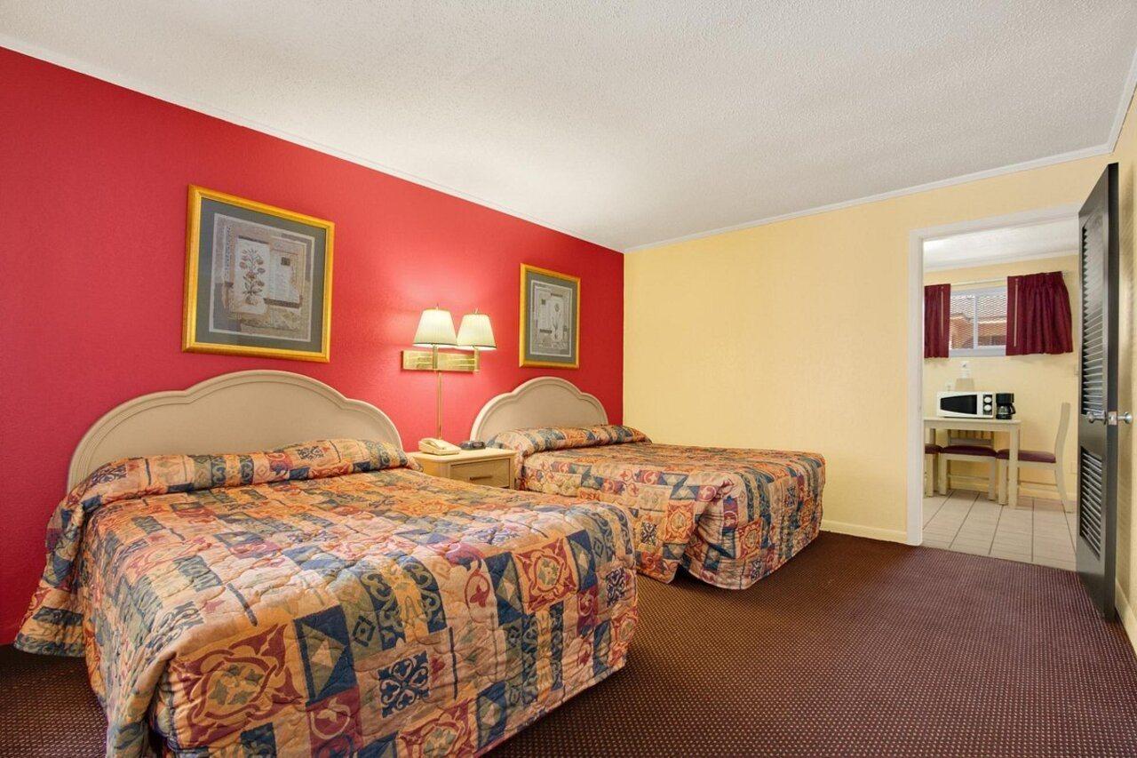 Royal Palace Inn And Suites Myrtle Beach Ocean Blvd Dış mekan fotoğraf